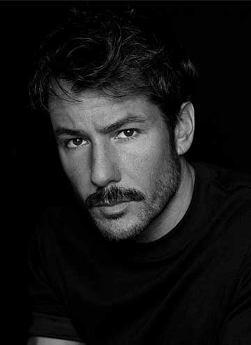 ALEJANDRO_ALBARRACiN